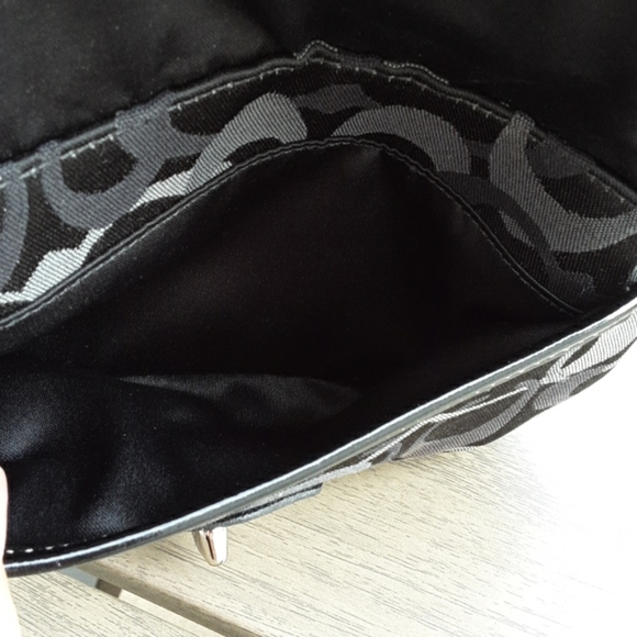 Coach Signature Wristlet, RARE